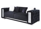 LV01397 Trislar Sofa with 4 Pillows - Same 52525