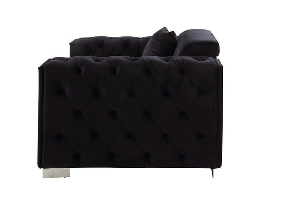 LV01398 Trislar Loveseat with 4 Pillows - Same 52526