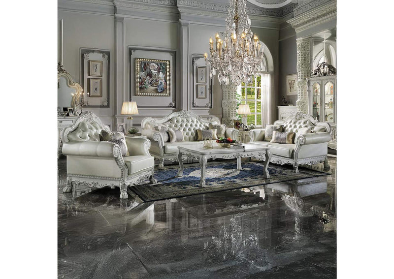 LV01689 Dresden Loveseat with 3 Pillows