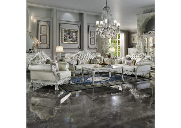 LV01690 Dresden Chair with 2 Pillows