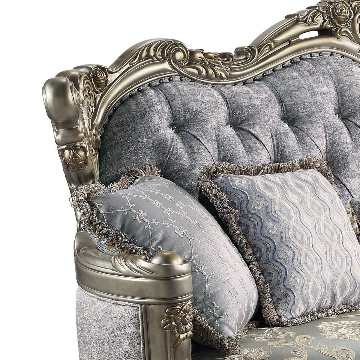 LV01780 Miliani Sofa with 5 Pillows