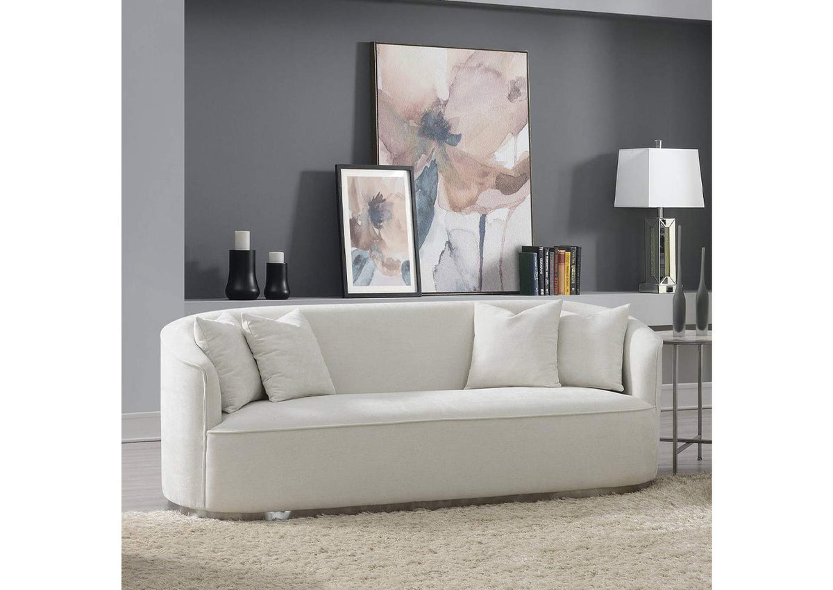 LV01917 Odette Sofa with 4 Pillows