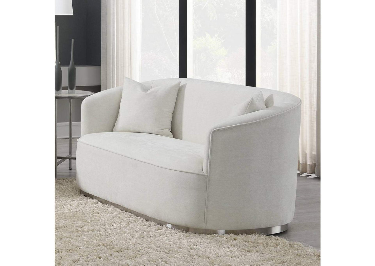 LV01918 Odette Loveseat with 2 Pillows