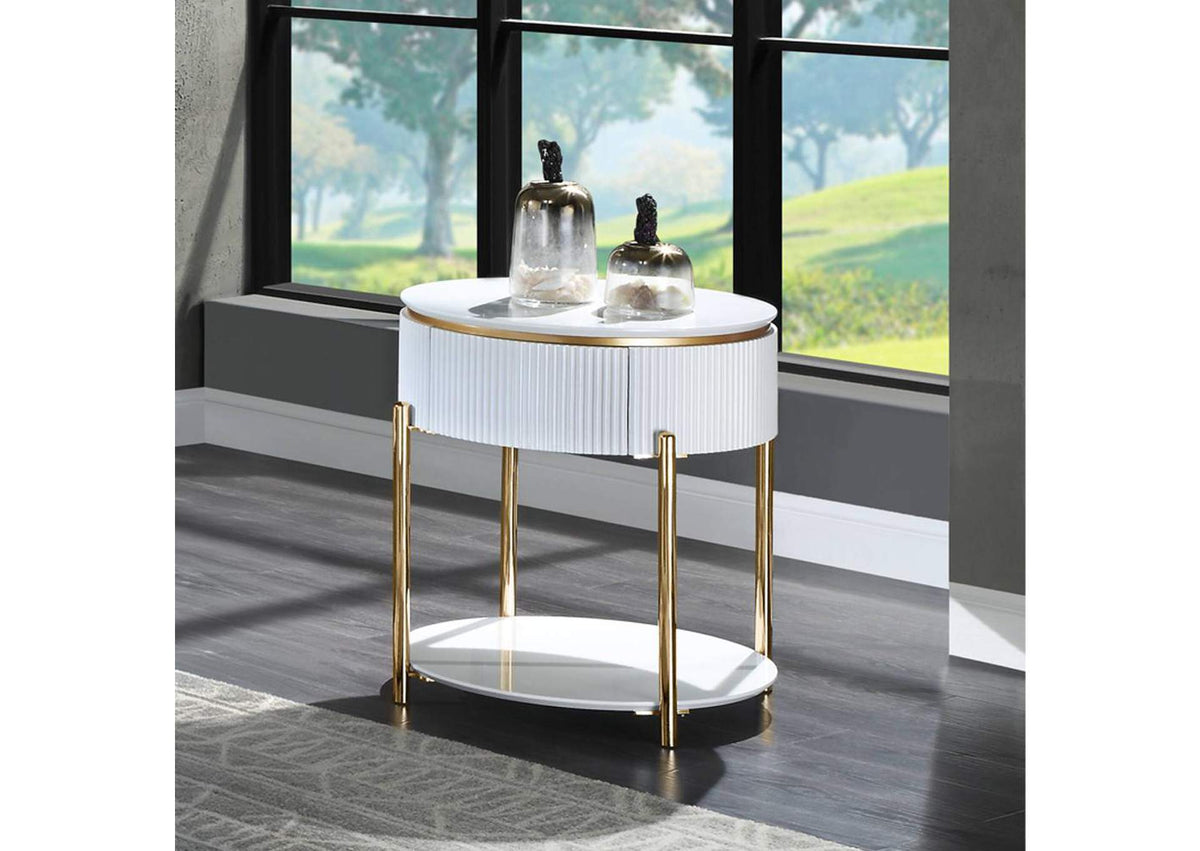 LV02465 Daveigh End Table