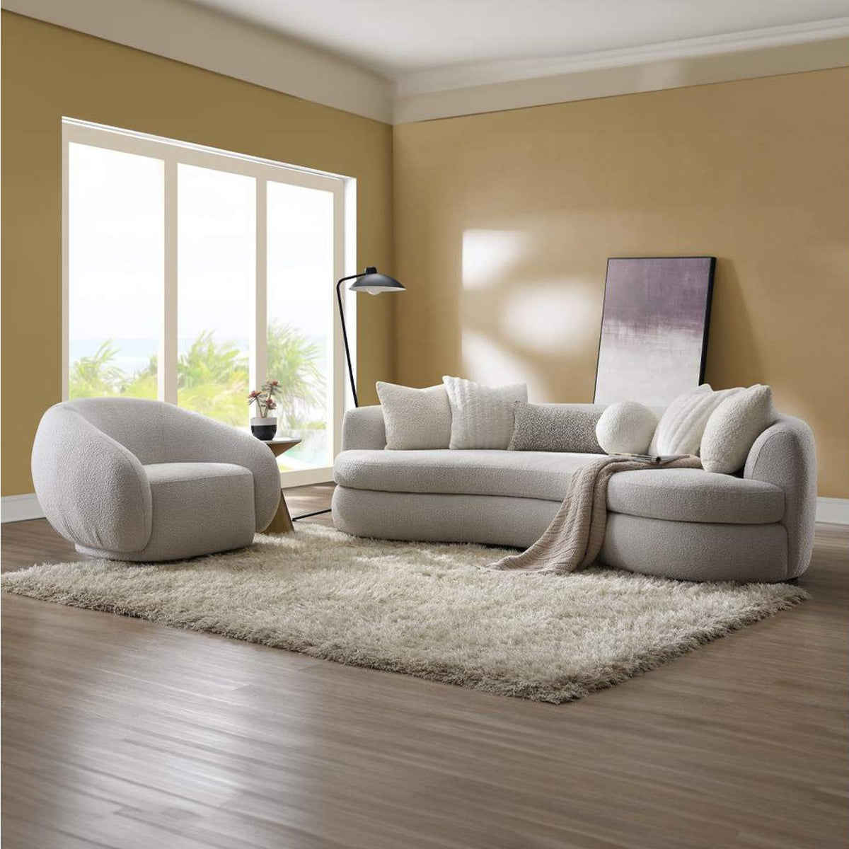 LV02543 Isabel Chair with Swivel