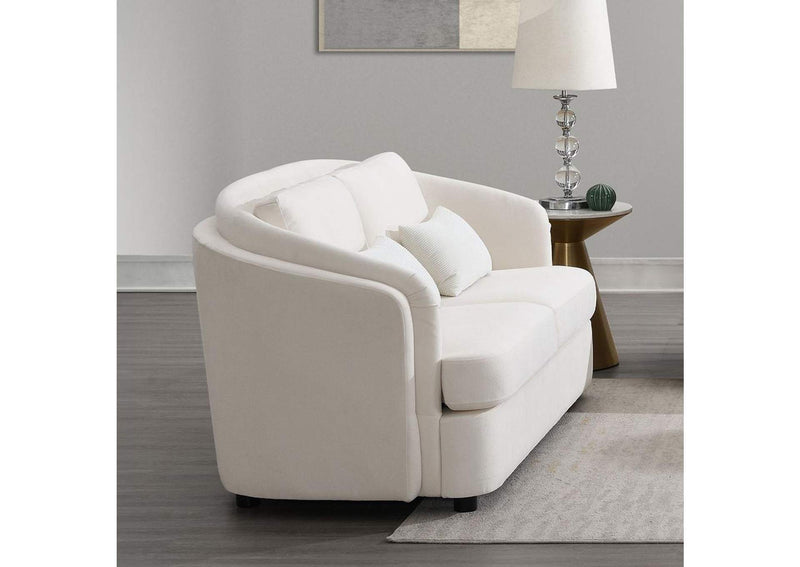 LV02771 Mariko Loveseat with 2 Pillows