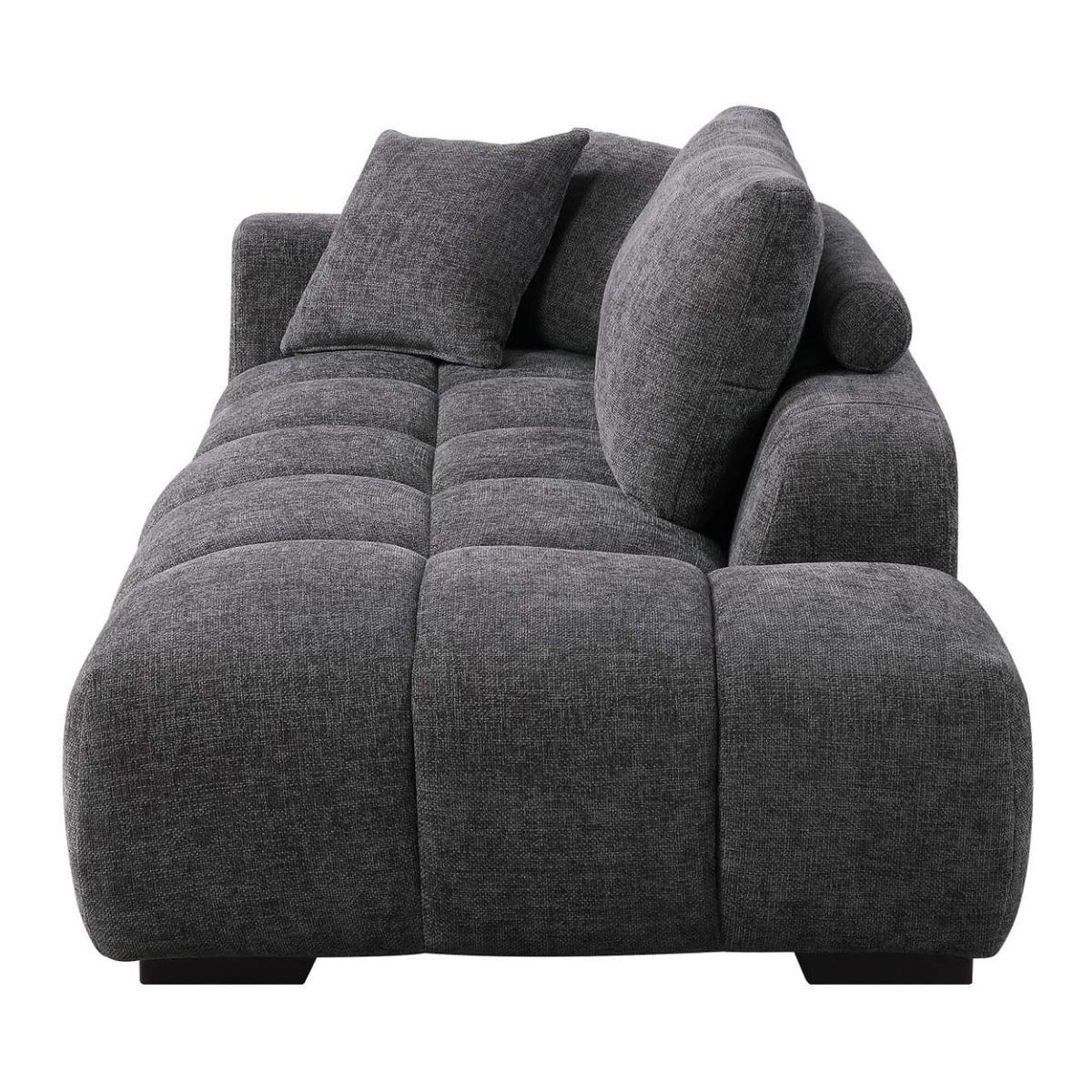 LV02840 Chosen Sectional Sofa with 6 Pillows