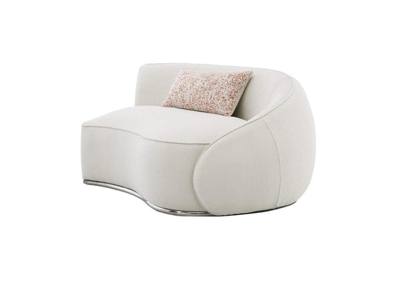 LV03010 Sahara Sectional Sofa with 3 Pillows