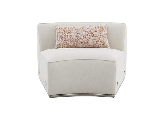 LV03010 Sahara Sectional Sofa with 3 Pillows