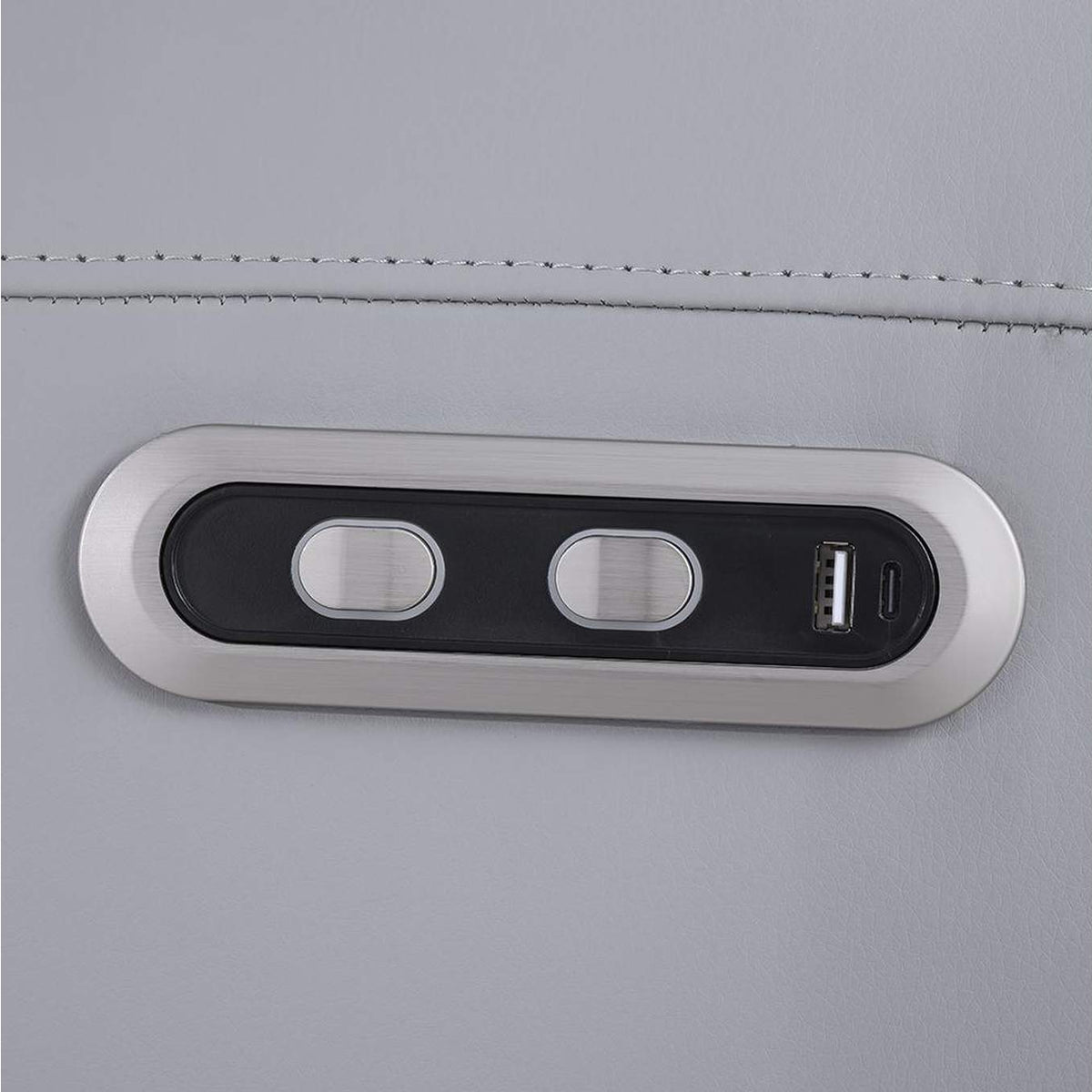 LV03335 Jeromie Power Motion Sofa with USB Port