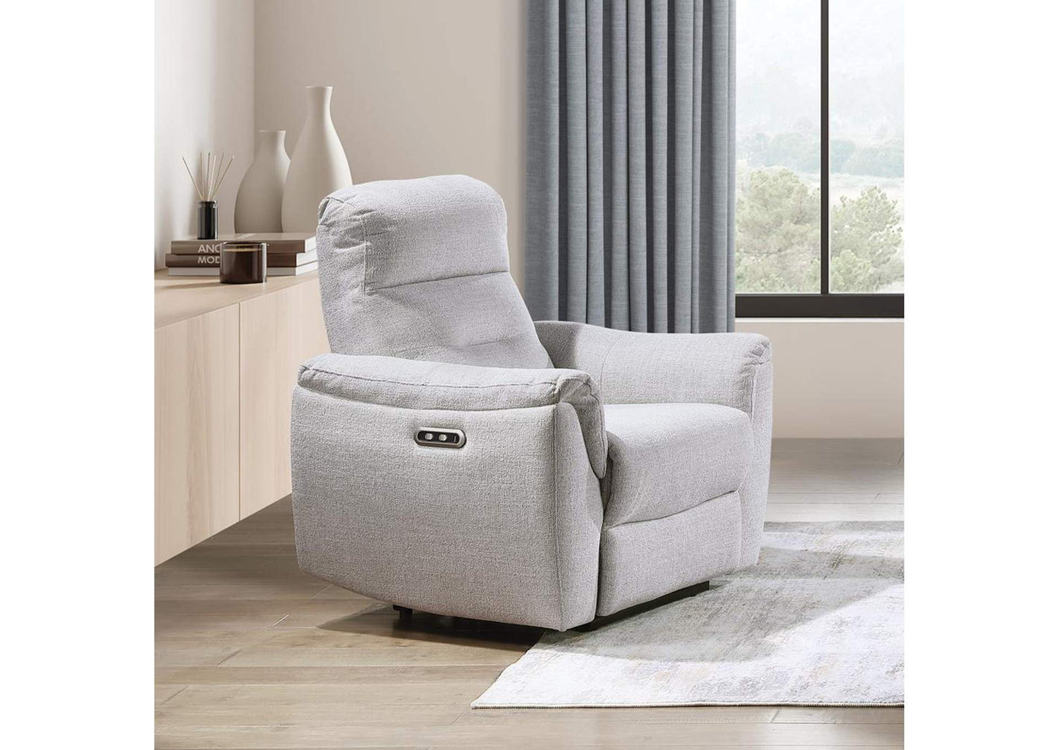 LV03587 Eastre Power Motion Recliner with USB Port