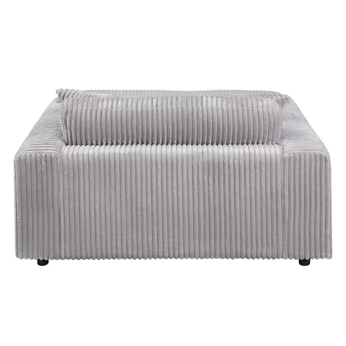 LV03681 Hilde Chaise with 2 Pillows