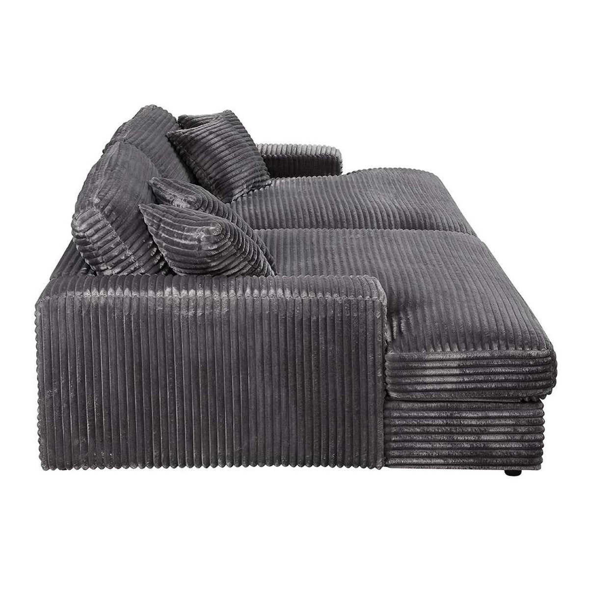 LV03690 Hilde Chaise with 2 Pillows