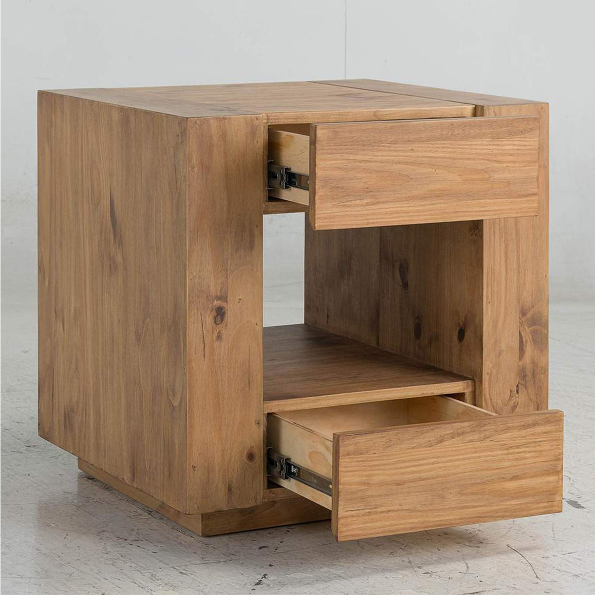 LV03776 Harlan End Table
