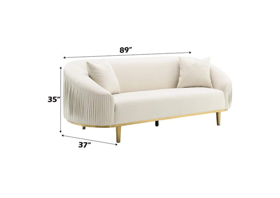 LV03850 Martina Sofa with 2 Pillows