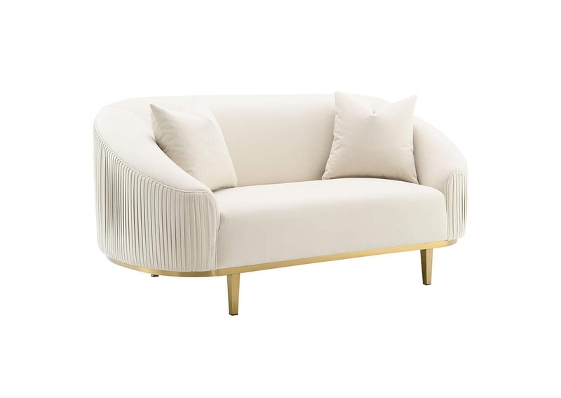 LV03851 Martina Loveseat with 2 Pillows