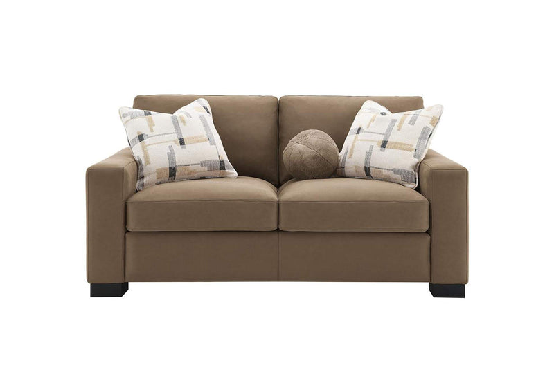 LV04531 Darya Loveseat with 3 Pillows