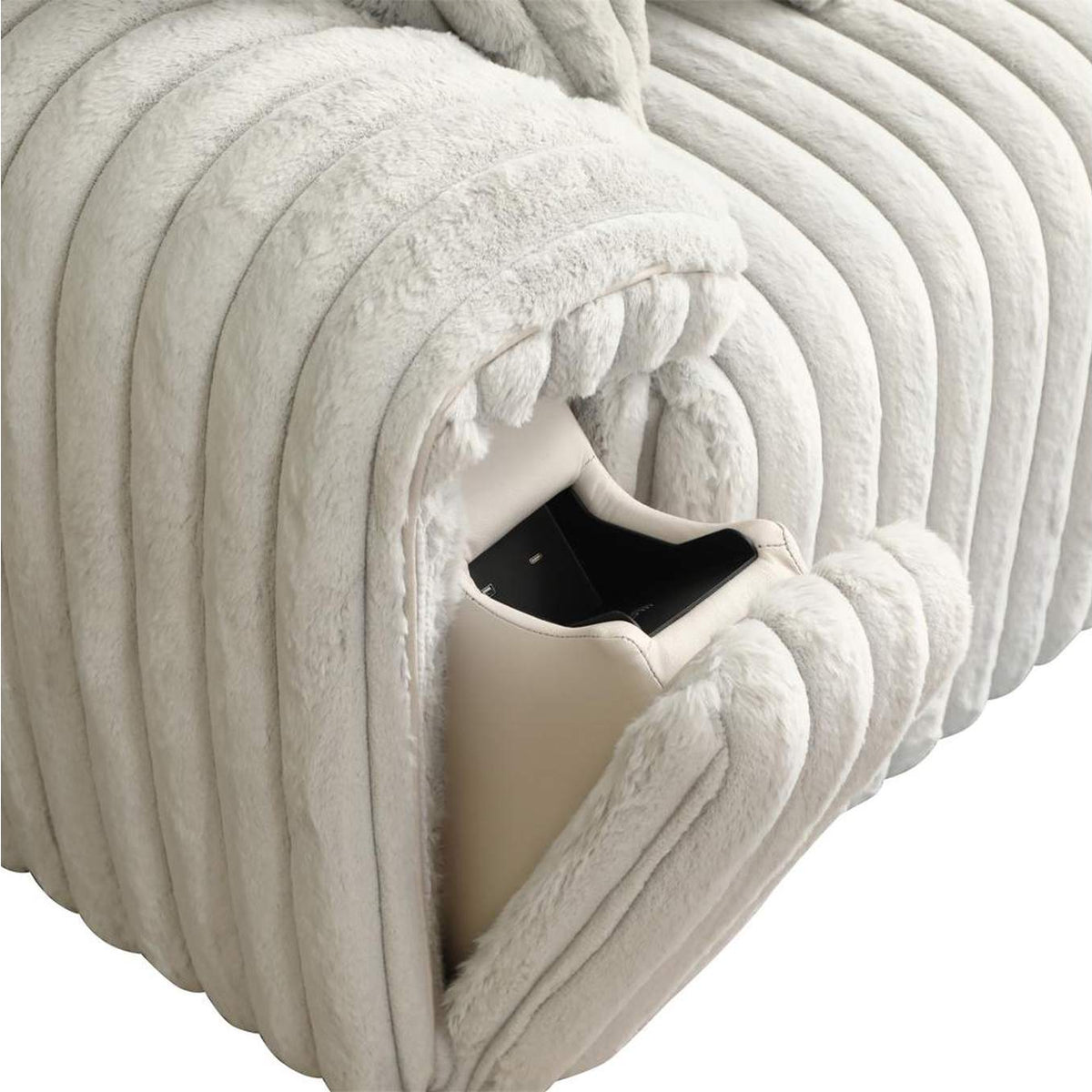 LV04660 Jaya Power Motion Sofa with Sleeper and USB Port