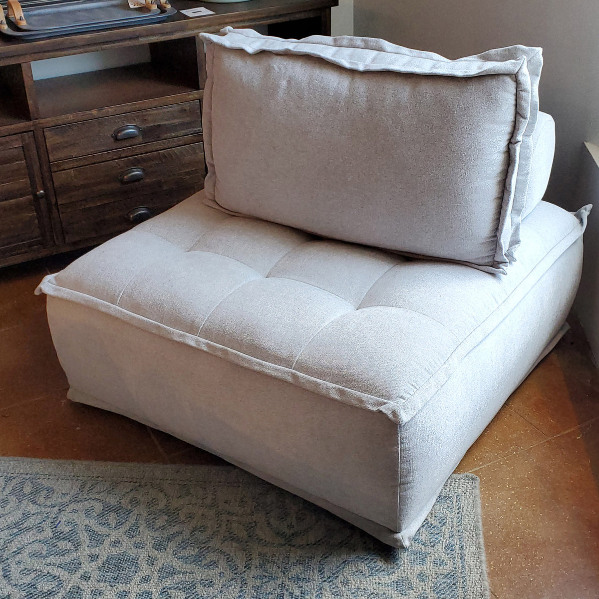 Agnes Chair