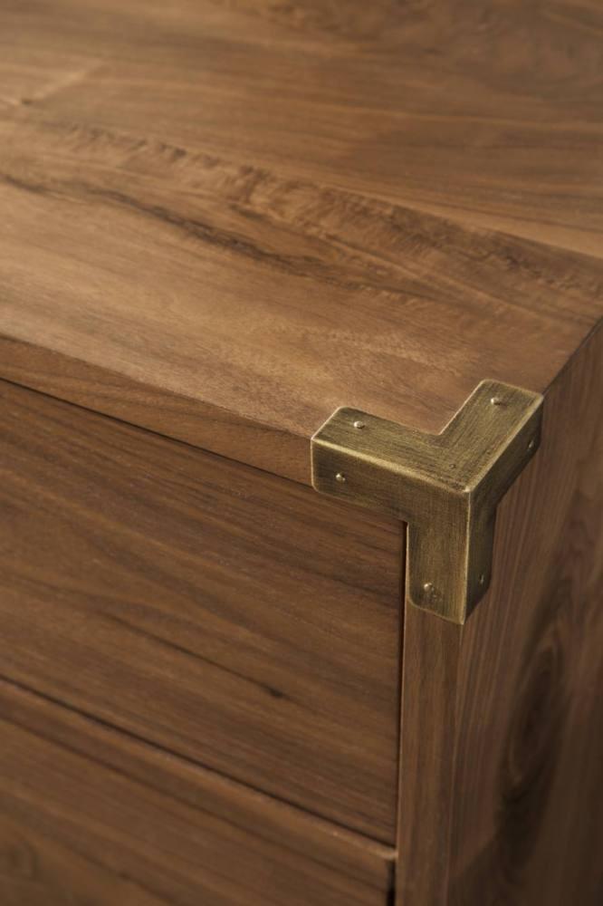 Adler Dresser