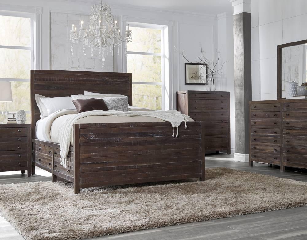 Townsend Chest