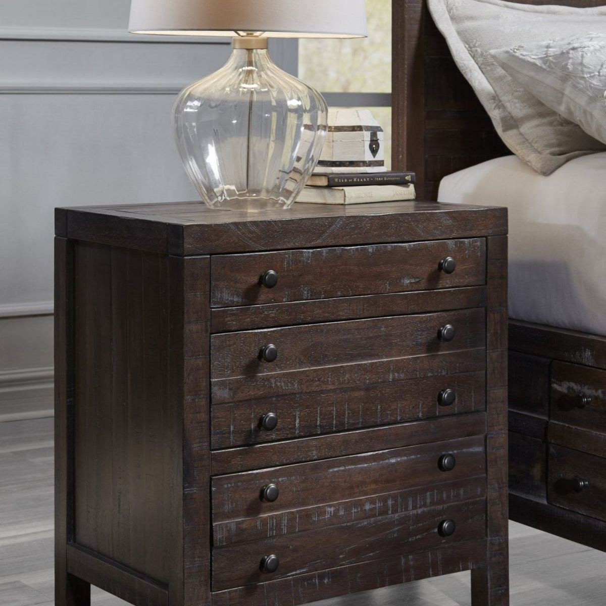 TOWNSEND NIGHTSTAND