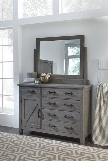 Austin Dresser