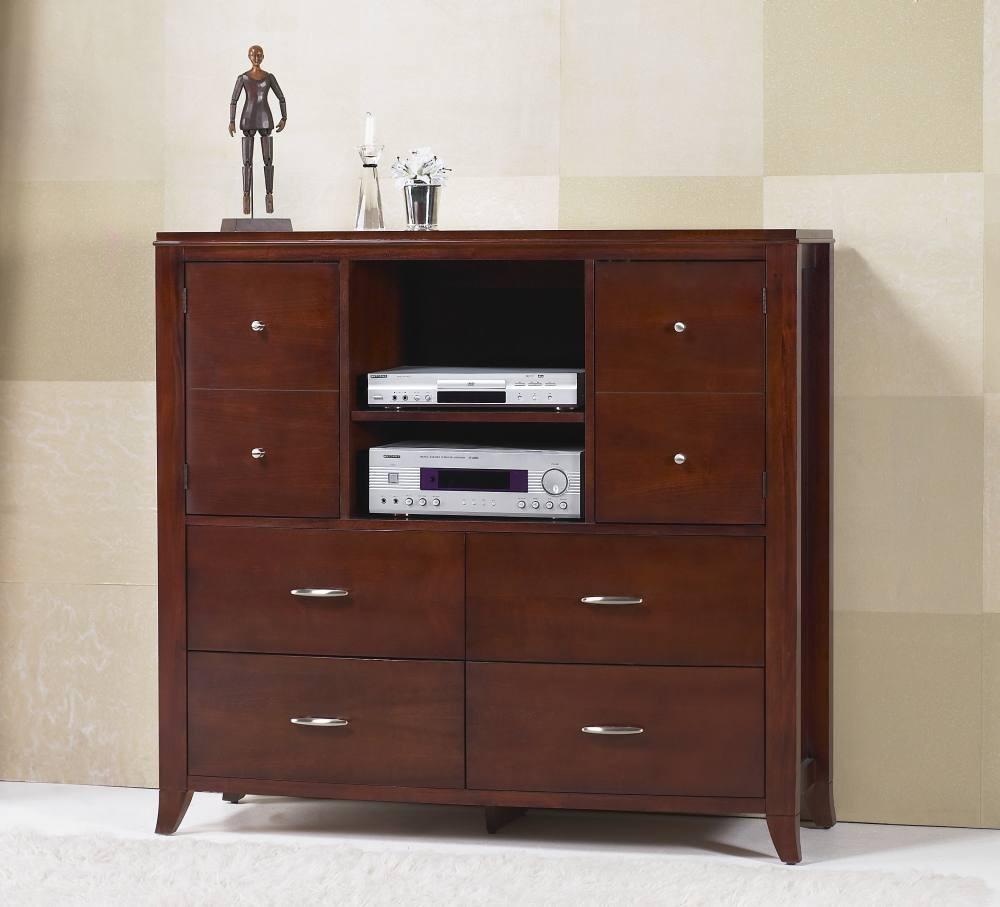 Brighton Media Chest