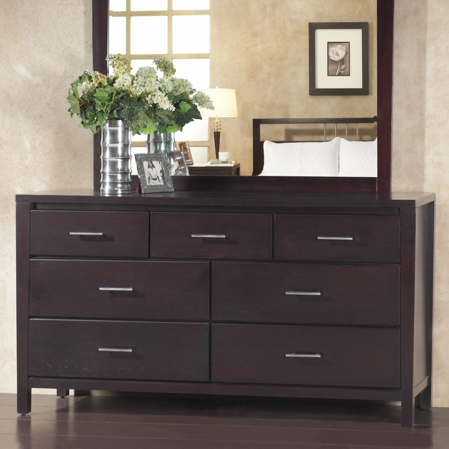 Nevis Dresser