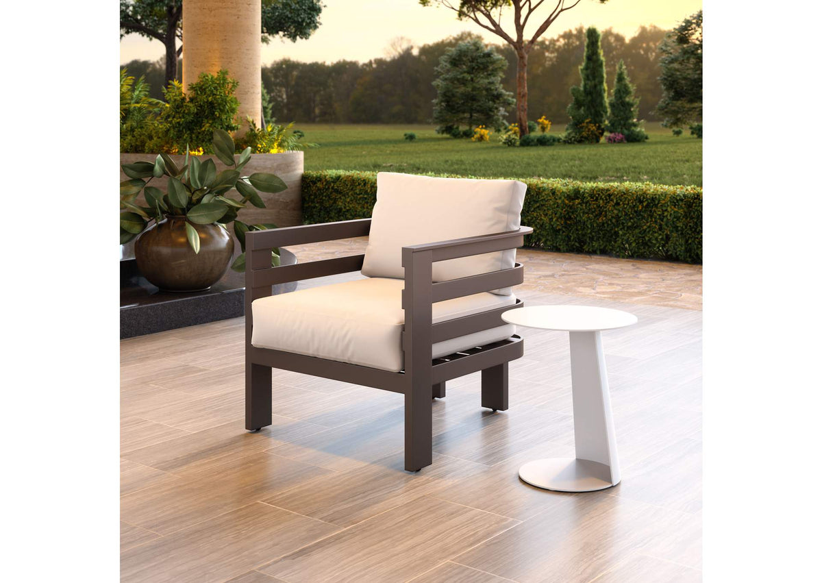 704040 Bal Outdoor Harbor Armchair White