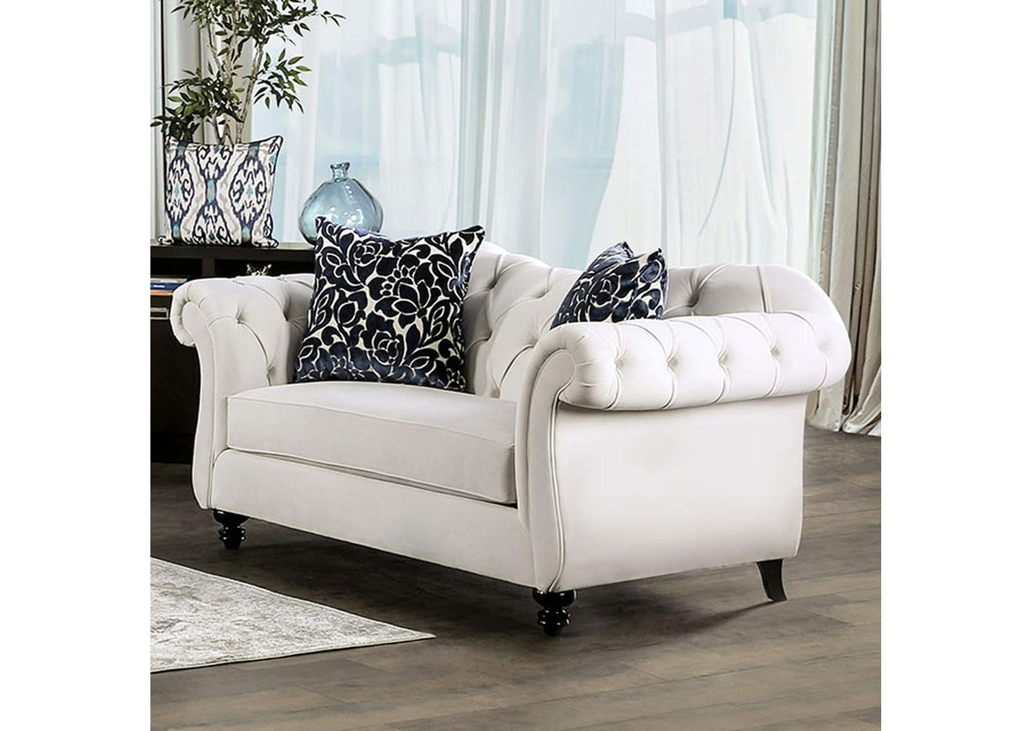 Antoinette Loveseat