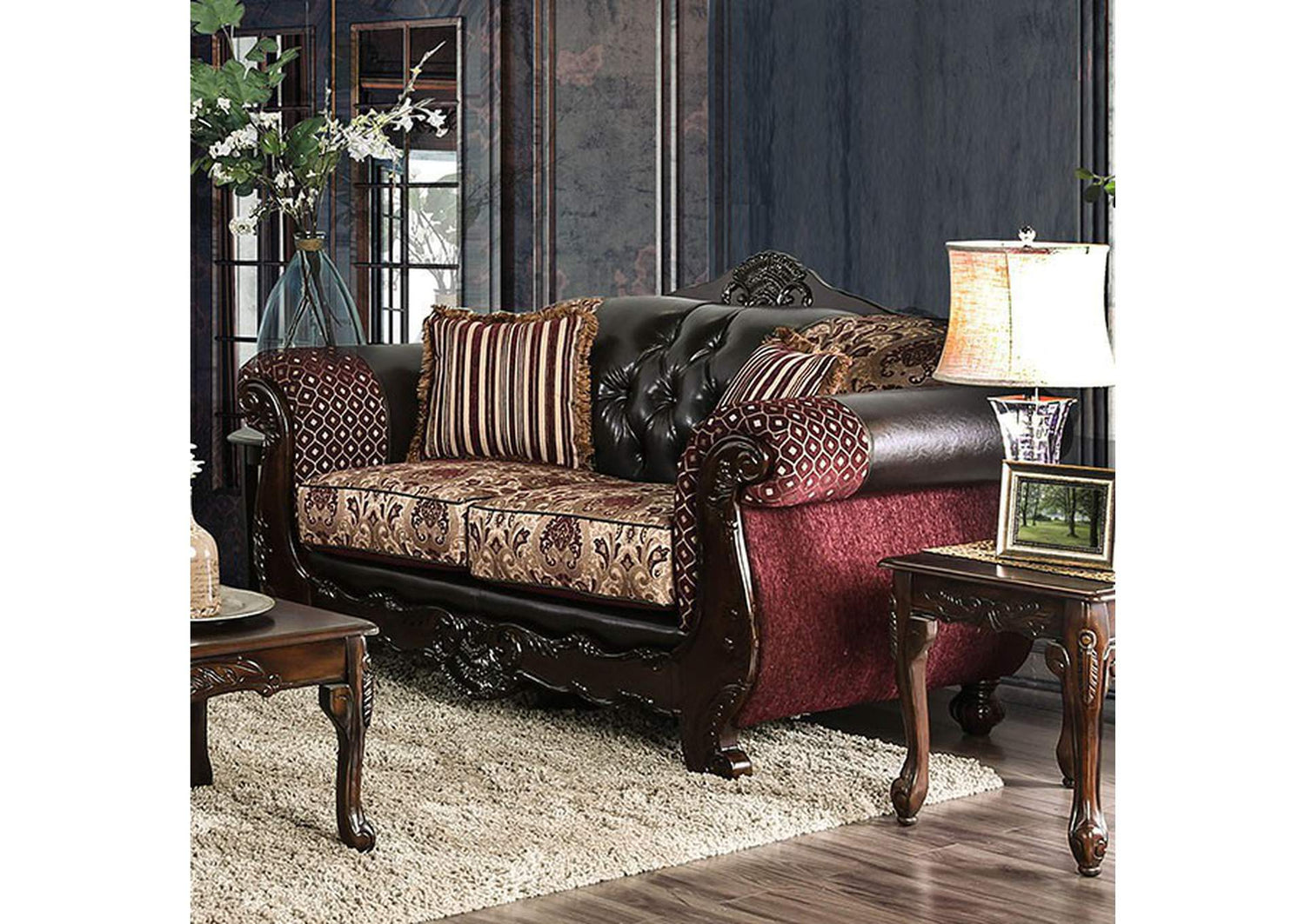 Quirino Love Seat