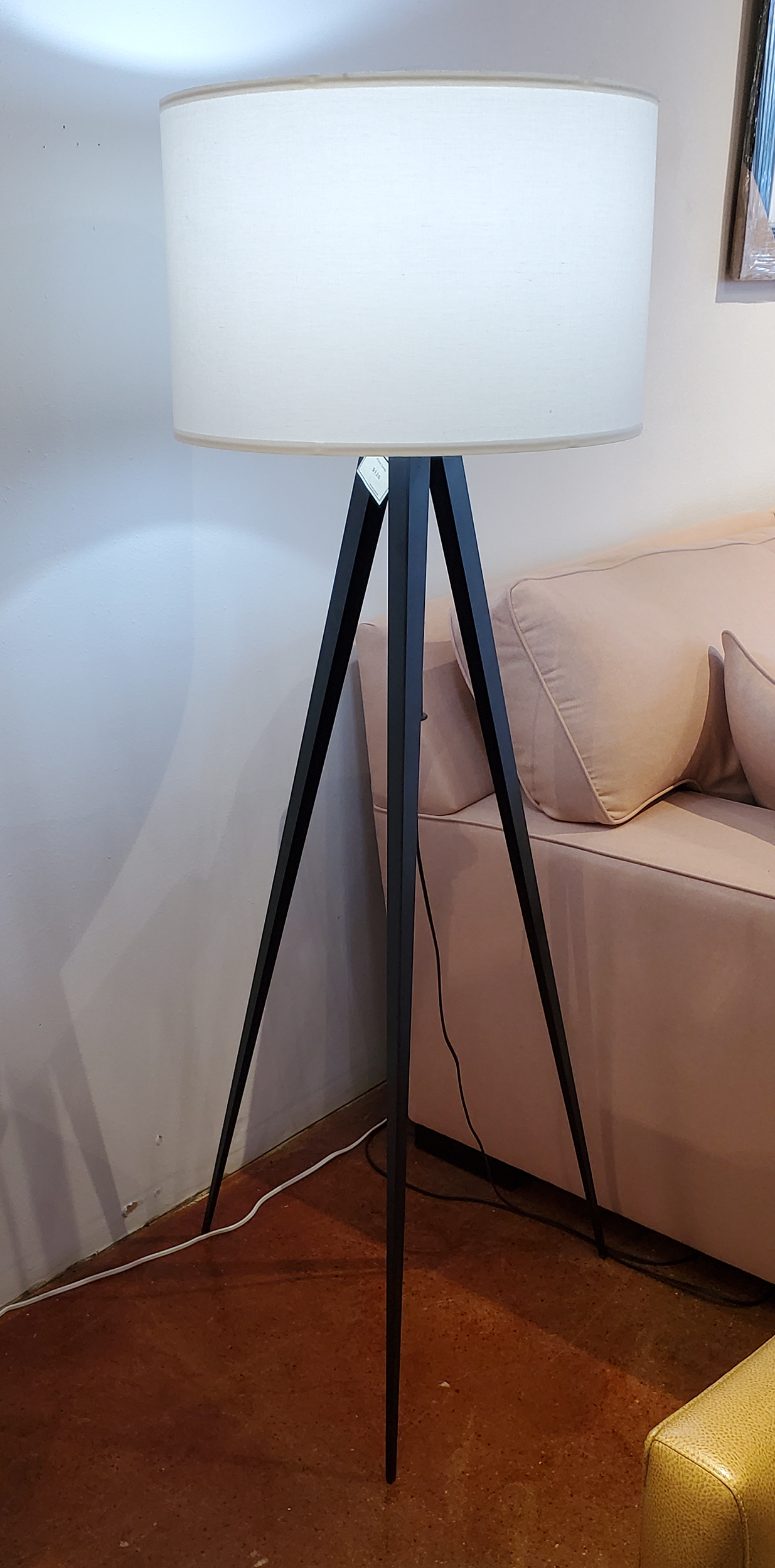 big w tripod lamp